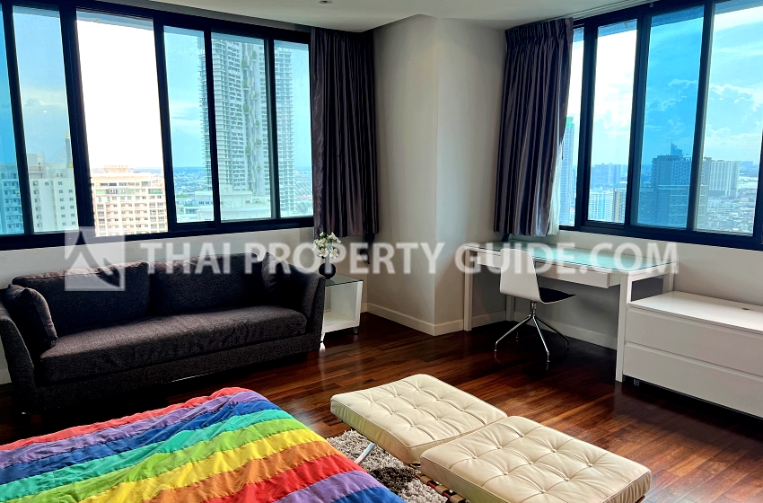 Condominium in Rama 3 